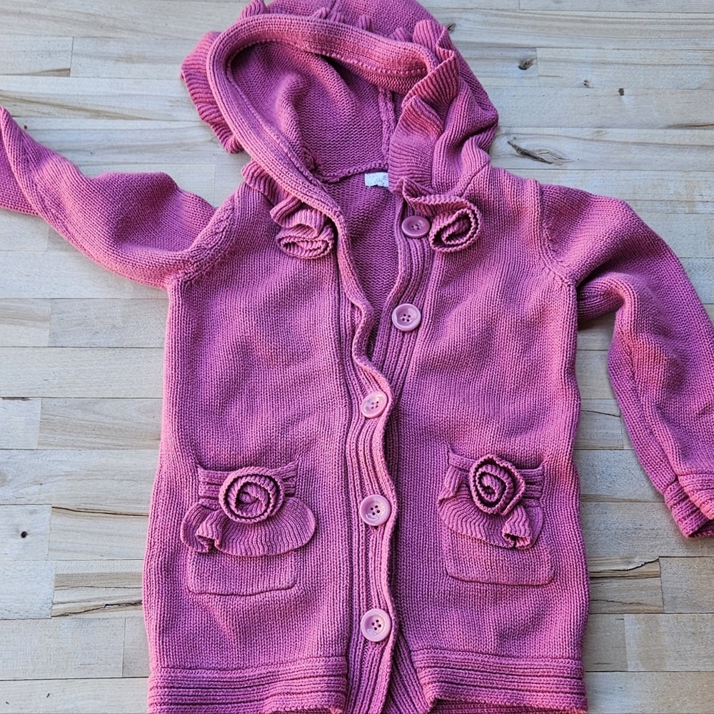 M, Skyr, Cardigan With Roses & Ruffles